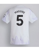 Moške Nogometnih dresov Manchester United Harry Maguire #5 Gostujoči 2025-26 Kratki rokavi Moške Nogometnih dresov Manchester United Harry Maguire #5 Gostujoči 2025-26 Kratki rokavi